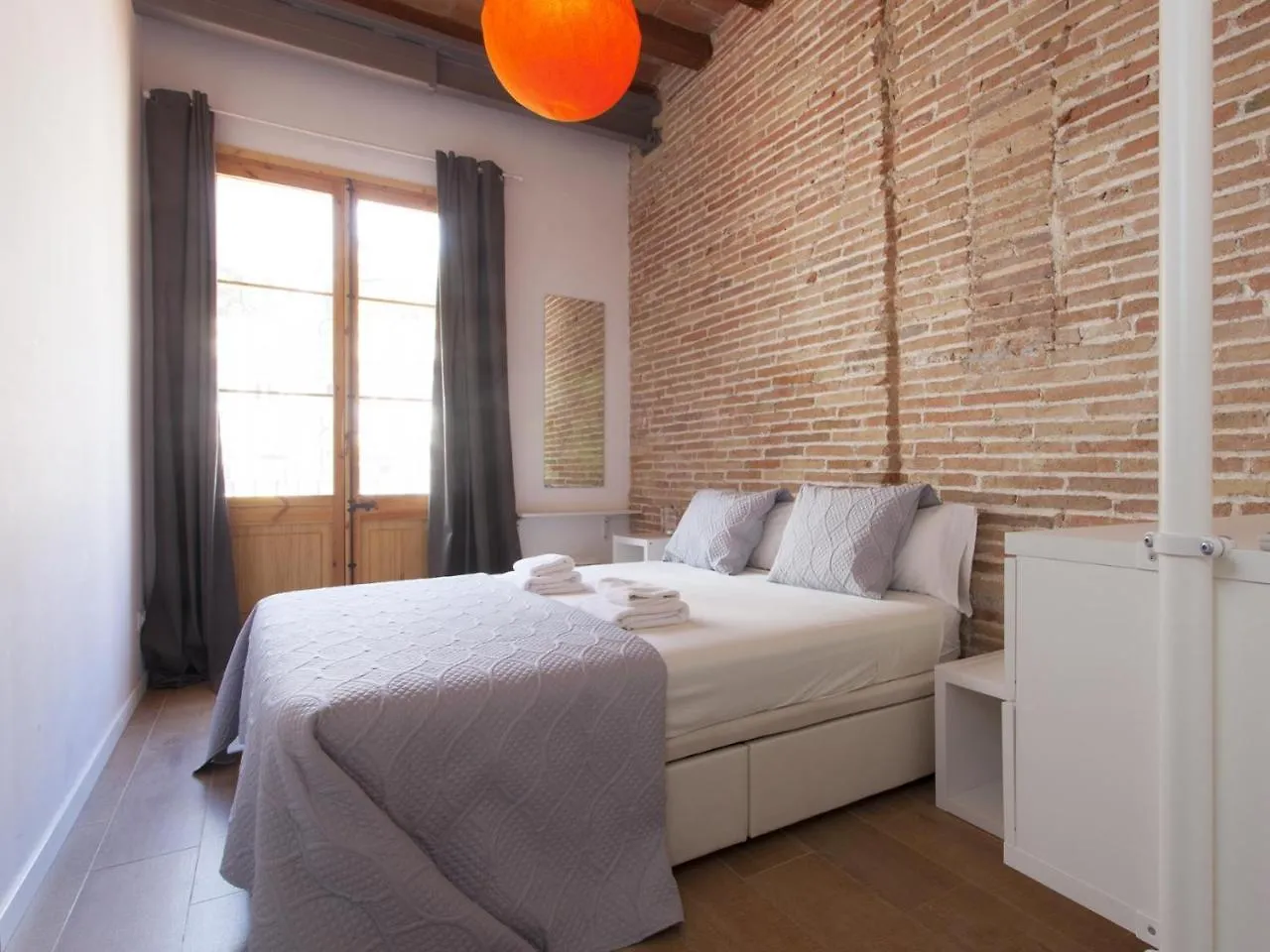 برشلونة Central Apartment Plaza Cataluna 0*,  إسبانيا