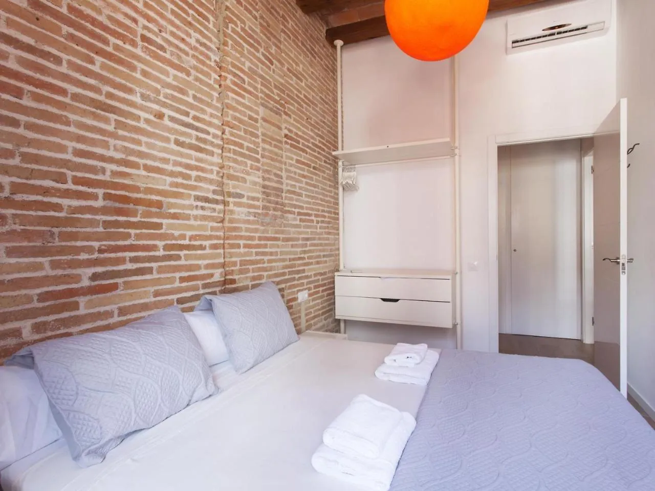 Central Apartment Plaza Cataluna Barcellona