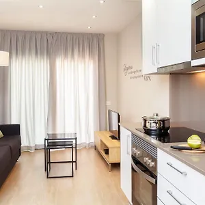 Feelathome Plaza Apartament